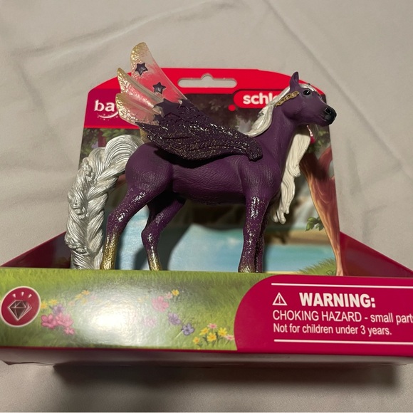 Schleich bayala Star Unicorn Flying Pegasus Horse Figurine Toy Kids Age 5+ New - Picture 3 of 9